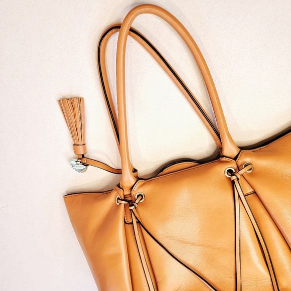 🕊️London Fog Leather Handbag - Picture 3 of 8